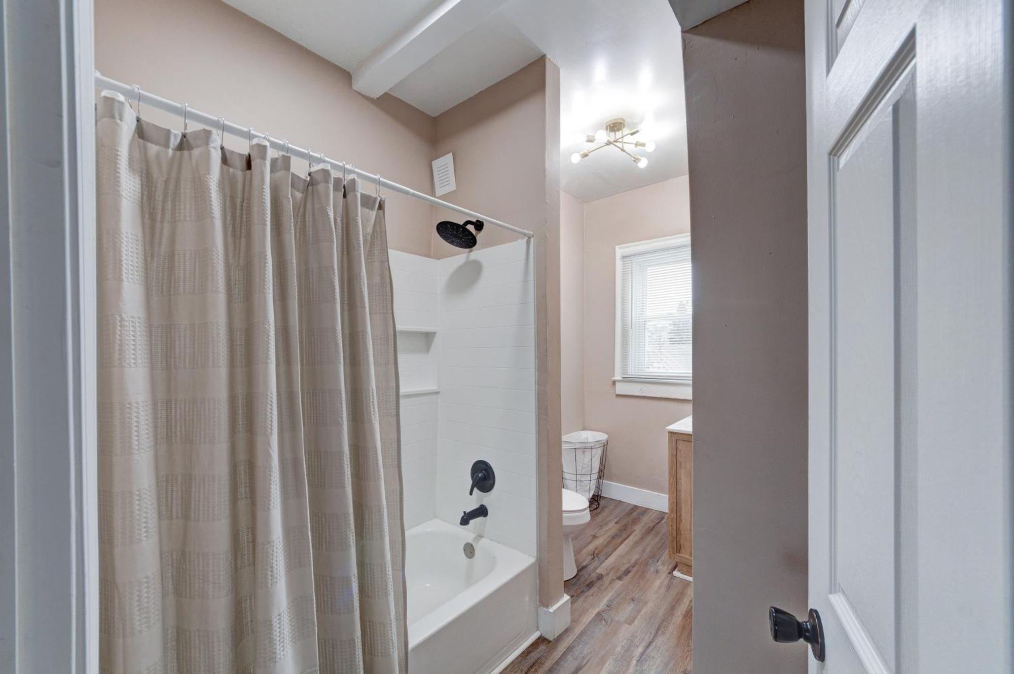 Prime 2Br Gem, Near Convention Hub! Apartment Indianapolis Bagian luar foto