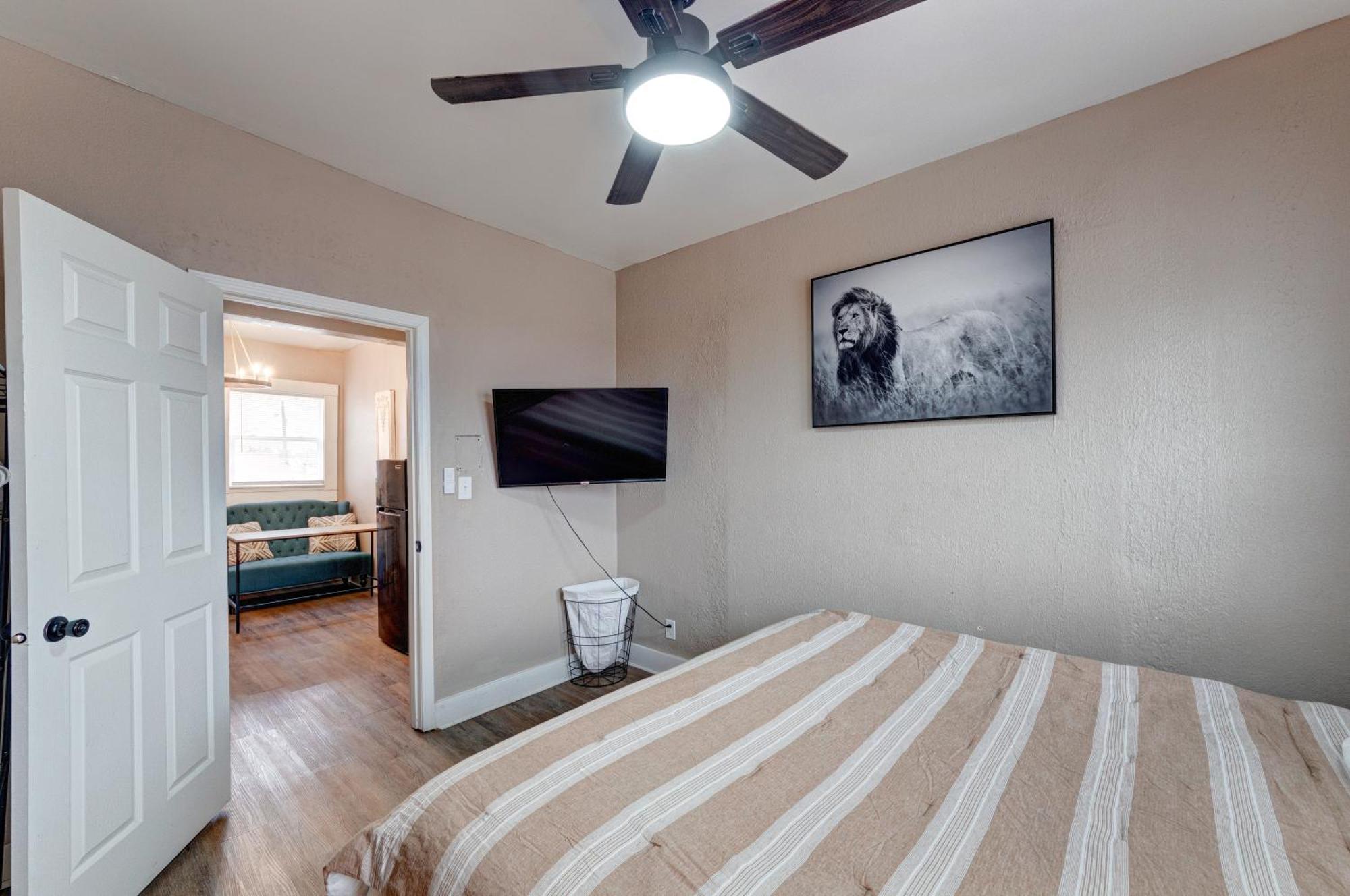 Prime 2Br Gem, Near Convention Hub! Apartment Indianapolis Bagian luar foto
